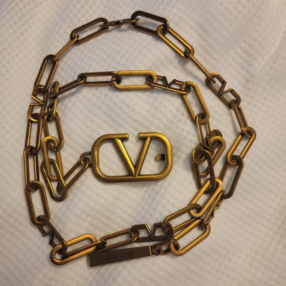 V BRASS GOLD CHAIN BELT NEW NO TAGS